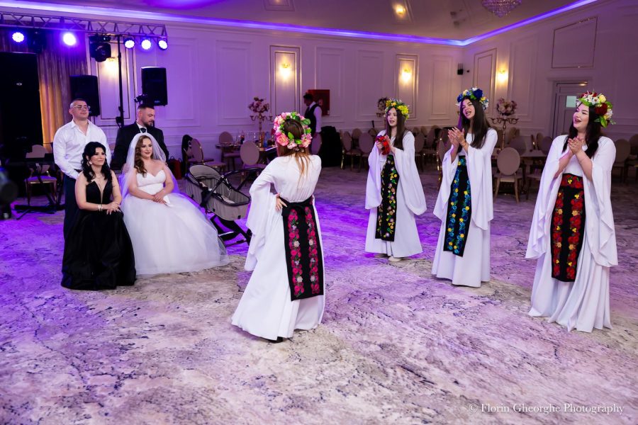 Ursitoare traditionale din folclor